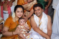 Actress meena family:  with husband vidyasagar and daughter nainika