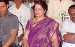 Anitha kumaraswamy with husband hd kumaraswamy at a party event