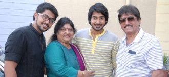 Devaraj family picture: devaraj with wife chandralekha and sons prajwal devaraj and pranaam devaraj