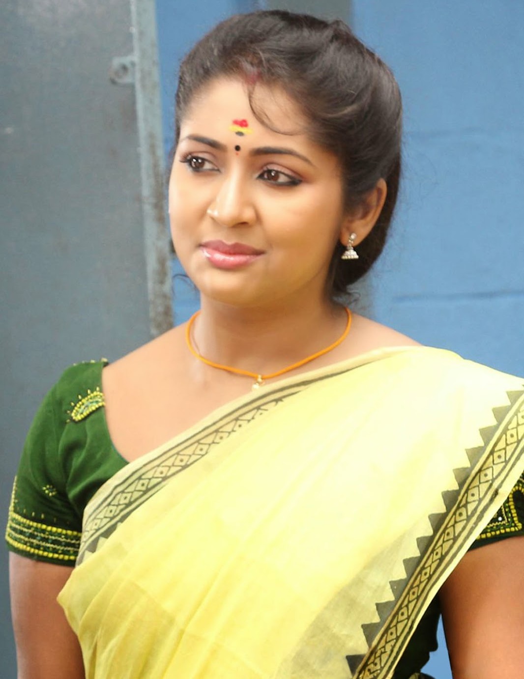 vinita navya nair pictures to pin on pinterest pinsdaddy vinita navya nair pictures to pin on pinterest pinsdaddy
