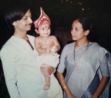 Radhika pandit childhood photo