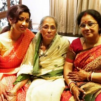 Shreya ghoshal with mother & grand mother