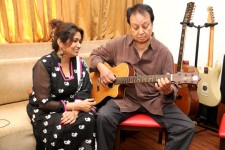 Singers bhupinder and his wife mitali singh rehearses.