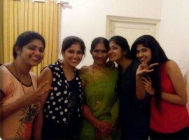 Yagna shetty family: mother jayanti shetty & sisters mahalakshmi shetty, gayathri shetty and ashwini shetty