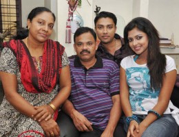 Amala Paul family photo: Abijith Paul(brother), Paul Varghese(Father), Annice Paul(Mother)