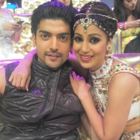 Debina bonnerjee with her husband gurmeet choudhary