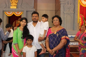 Dinakar thoogudeep family photo: with mother, wife and children