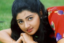 Divya unni