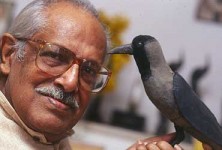 Hrishikesh mukherjee with a crow