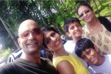 Indrajit lankesh family: with wife arpitha and kids