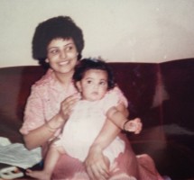 Kajal aggarawal with mom in childhood