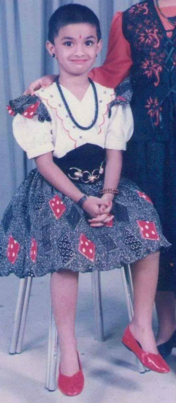 Keerthy Suresh childhood photo