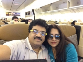 M g sreekumar with wife lekha