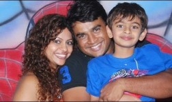 Madhavan with wife sarita and son vedaant