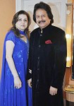 Pankaj udhas and wife farida