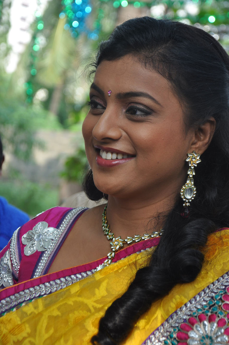 Roja Photos, Pictures, Wallpapers.
