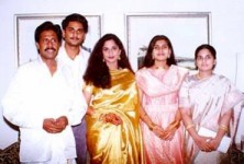 Shalini and shamili sisters family: with father, mother and brother