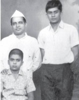 Shankar nag childhood photo with father sadananda nagarakatte & brother anant nag