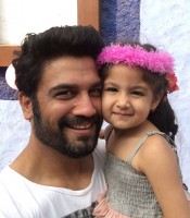 Sharad kelkar