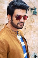 Sharad kelkar
