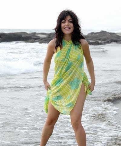 Shenaz Treasury Age, Height, Movies, Biography, Photos