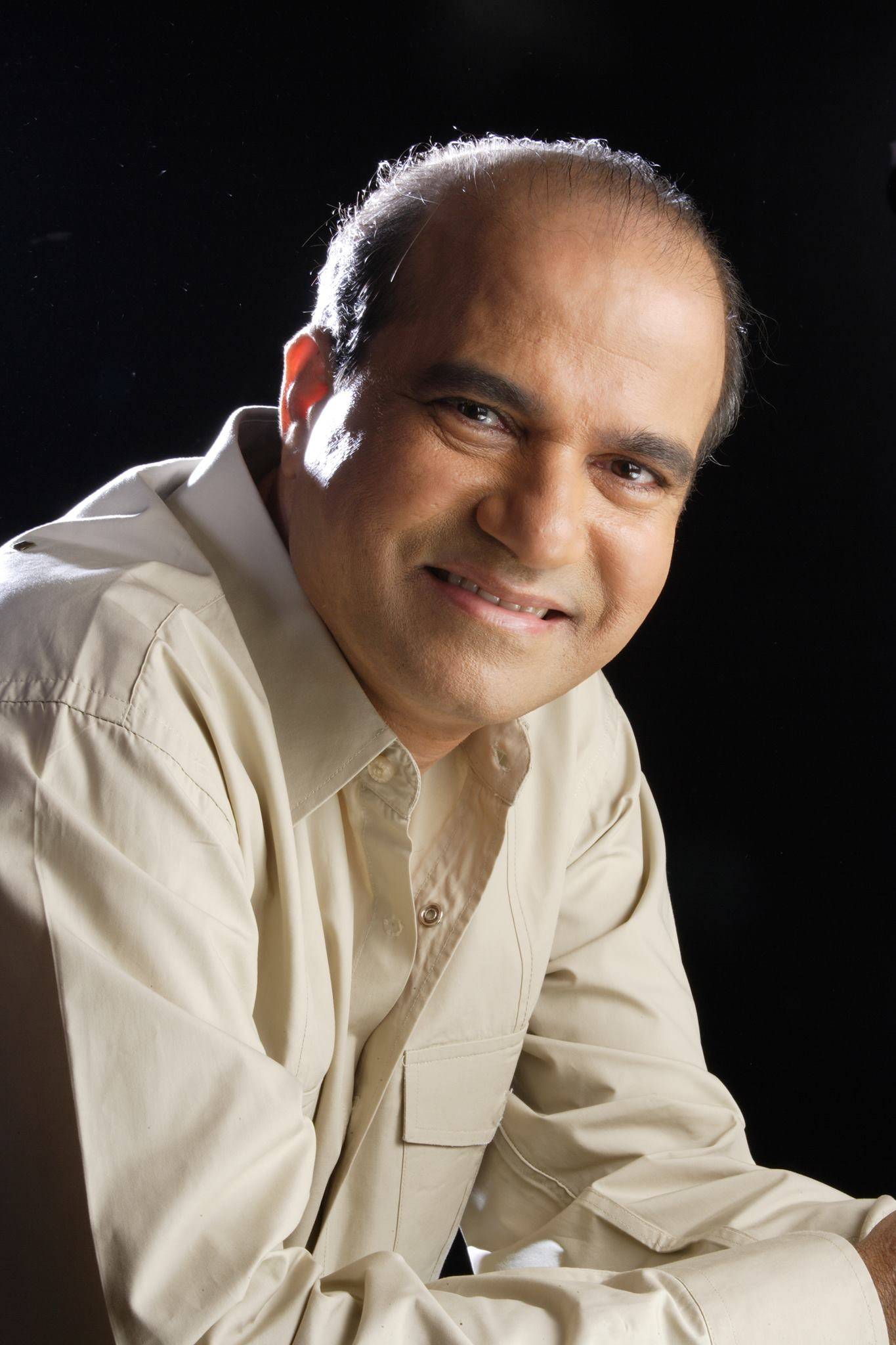 Suresh Wadkar Photos, Pictures, Wallpapers,
