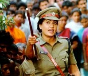 Vijayashanti in her popular police uniform