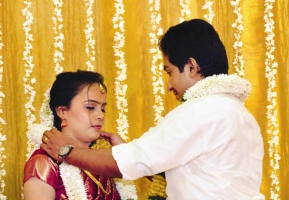 Vineeth sreenivasan marriage photo