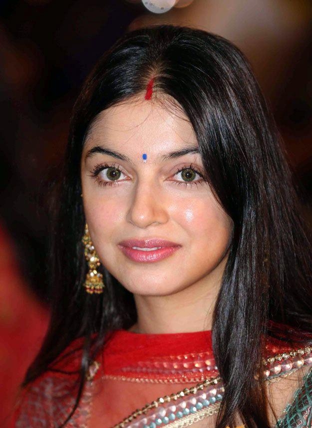 Divya Khosla